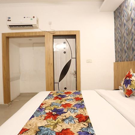 Backpackers - Ink Hotels Delhi Airport By Ss Group Nova Deli Exterior foto