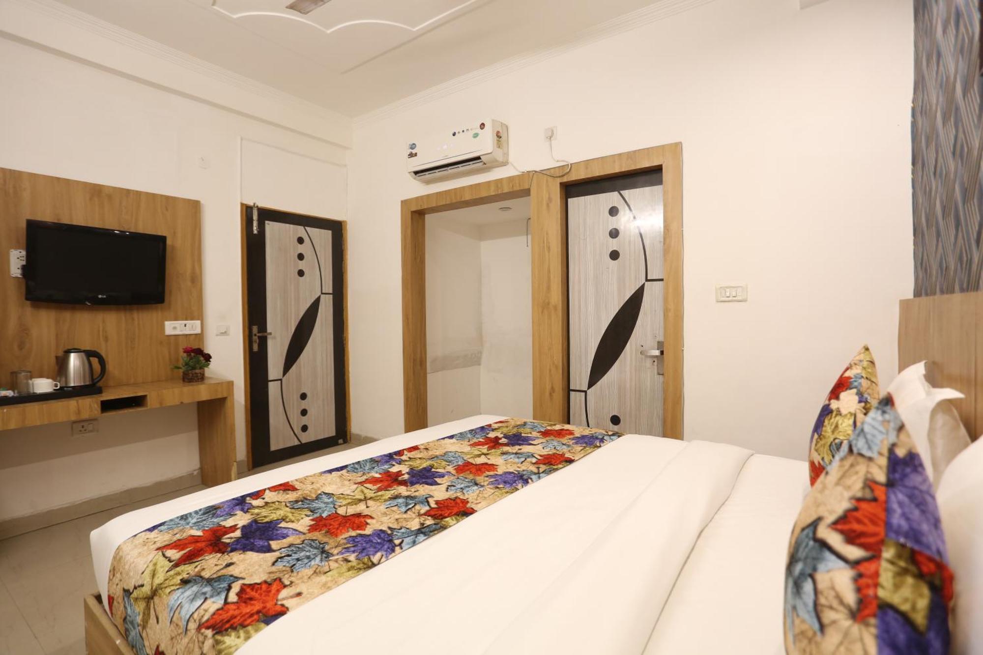 Backpackers - Ink Hotels Delhi Airport By Ss Group Nova Deli Exterior foto