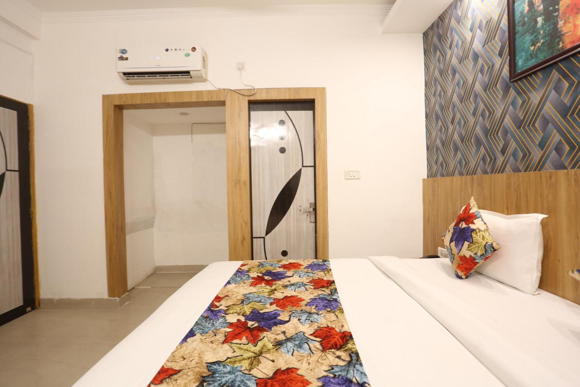 Backpackers - Ink Hotels Delhi Airport By Ss Group Nova Deli Exterior foto