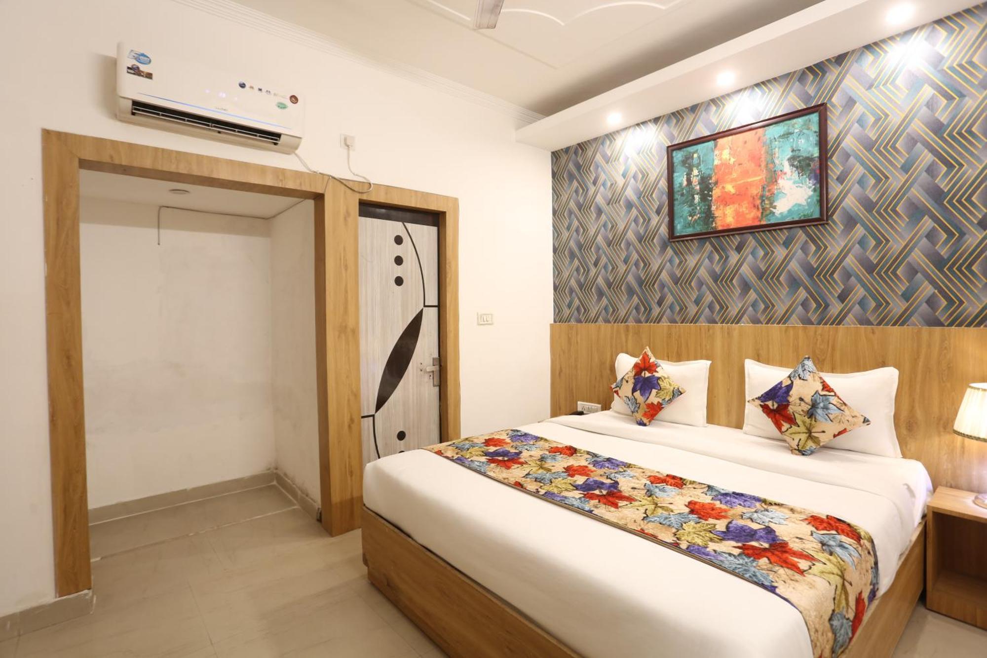 Backpackers - Ink Hotels Delhi Airport By Ss Group Nova Deli Exterior foto